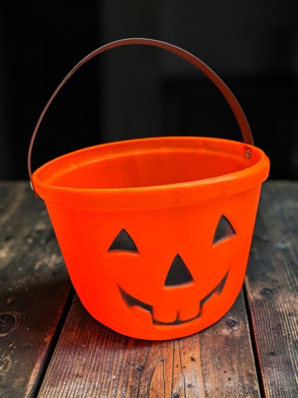 Halloween Orange blow mold Plastic Jack-O-Lantern Treat Bucket With Black Handle